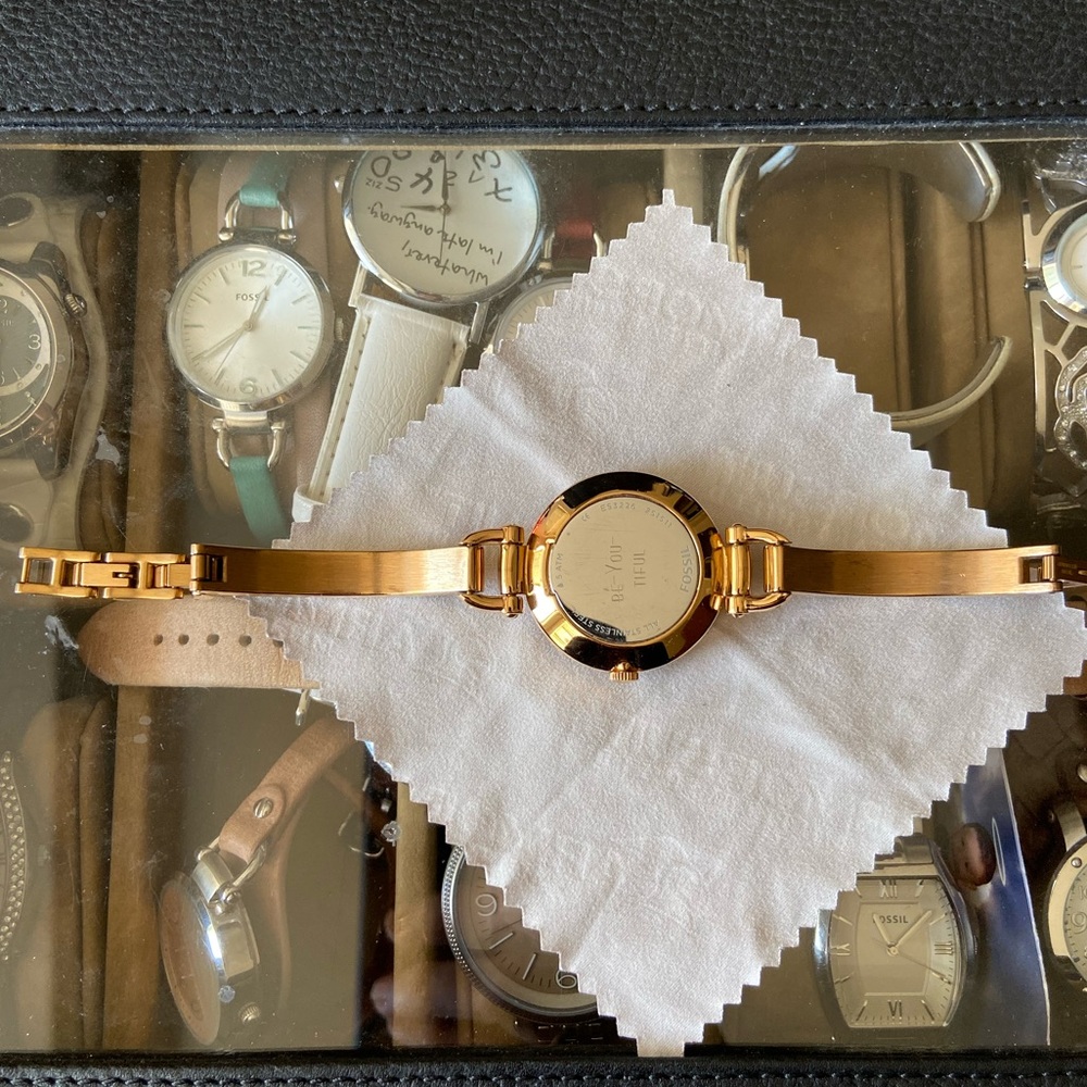 Fossil Watch - Picture 4 of 5